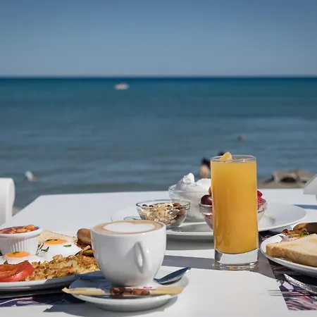Bed and Breakfast Cp Seafront Λαγανάς
