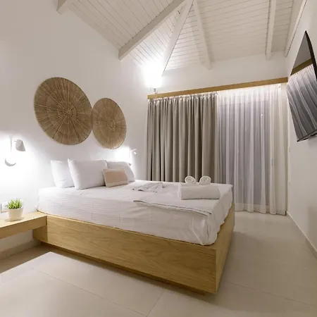 Cp Seafront Bed and Breakfast 4*