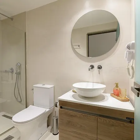 Cp Seafront Bed and Breakfast Λαγανάς