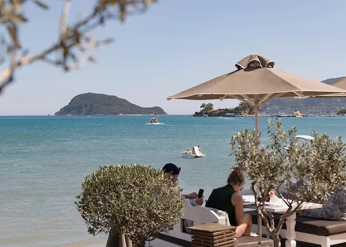 Cp Seafront Bed & Breakfast