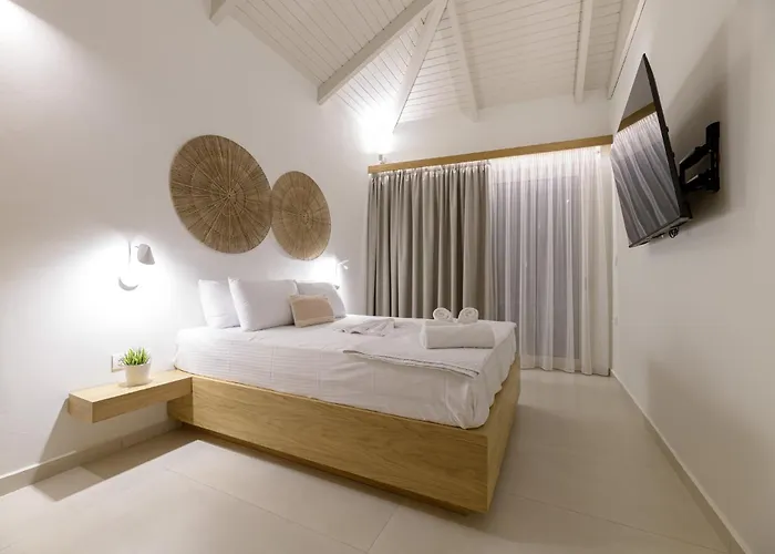 Cp Seafront Bed & Breakfast 4*