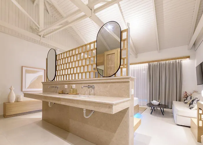 Cp Seafront Bed & Breakfast 4*